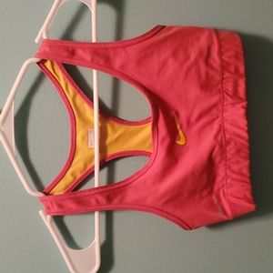 Nike fit dry sports bra size small pink woth yellow accents